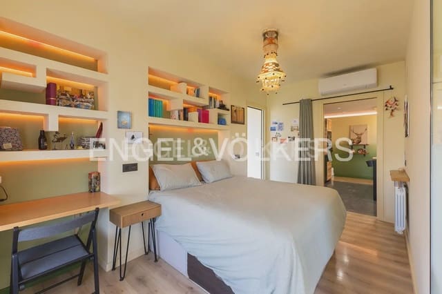 1 sovrum Lägenhet till salu i Ciutat Jardi, Valencia stad - 355 000 € (Ref: 10077202)
