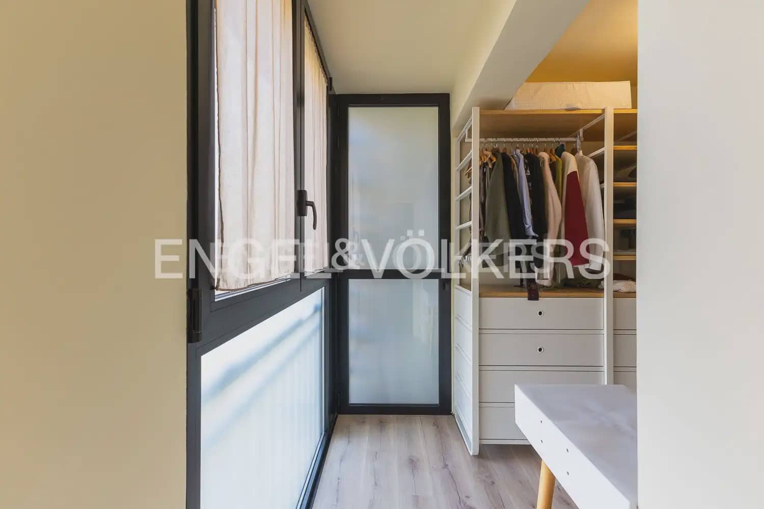 1 bedroom Flat for sale in Valencia city - € 355,000 (Ref: 10077202)