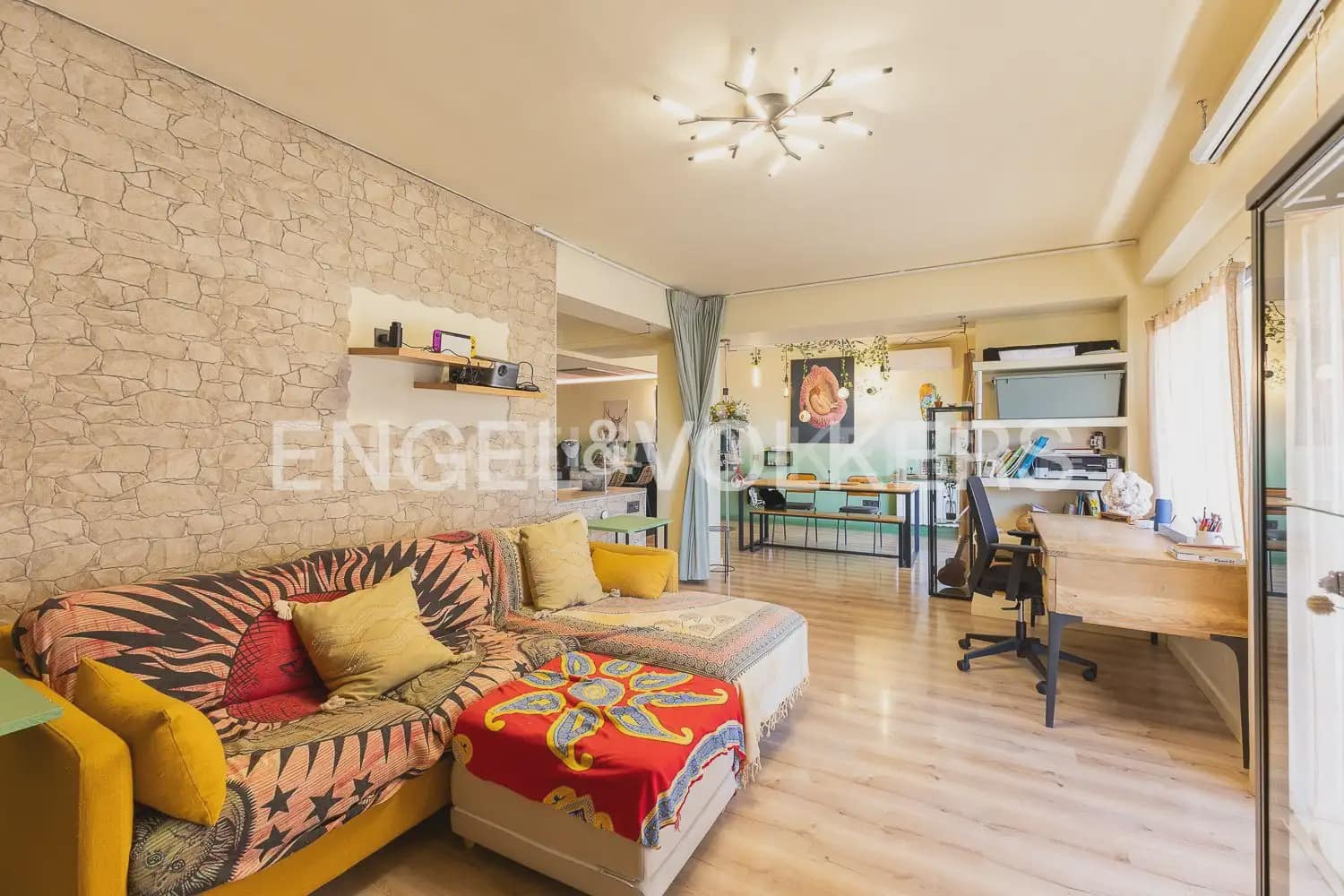 1 bedroom Flat for sale in Valencia city - € 355,000 (Ref: 10077202)