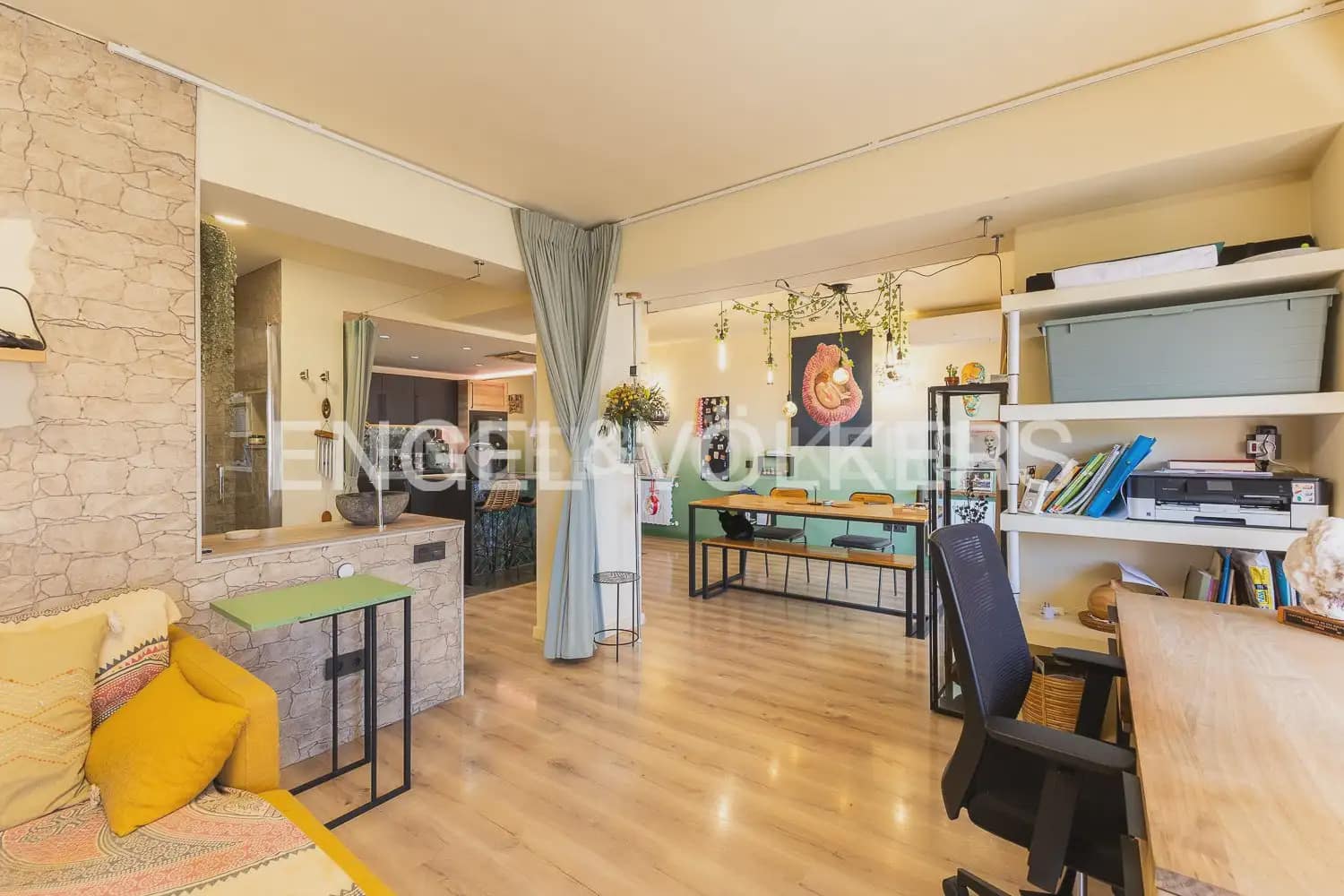 1 bedroom Flat for sale in Valencia city - € 355,000 (Ref: 10077202)