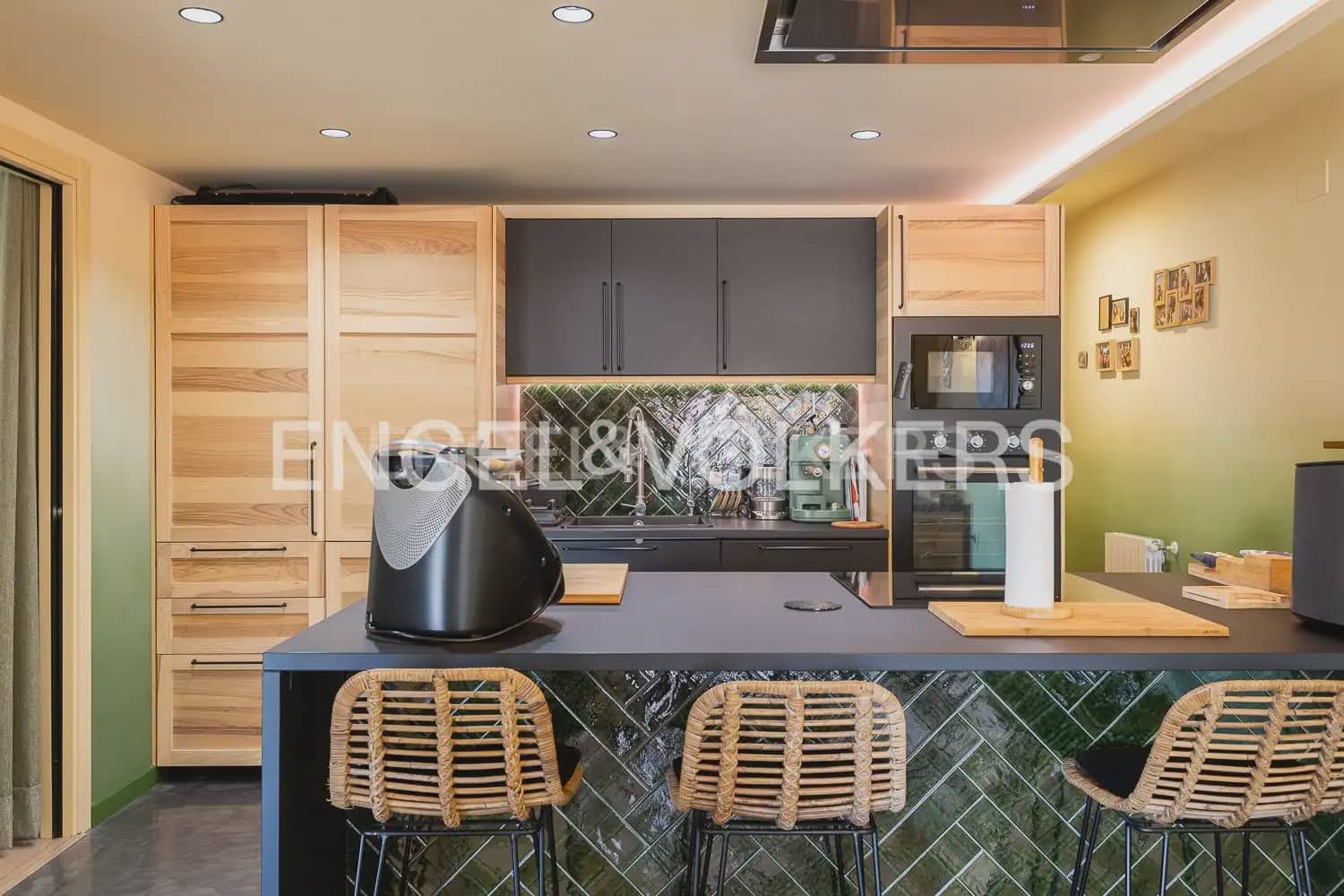 1 bedroom Flat for sale in Valencia city - € 355,000 (Ref: 10077202)