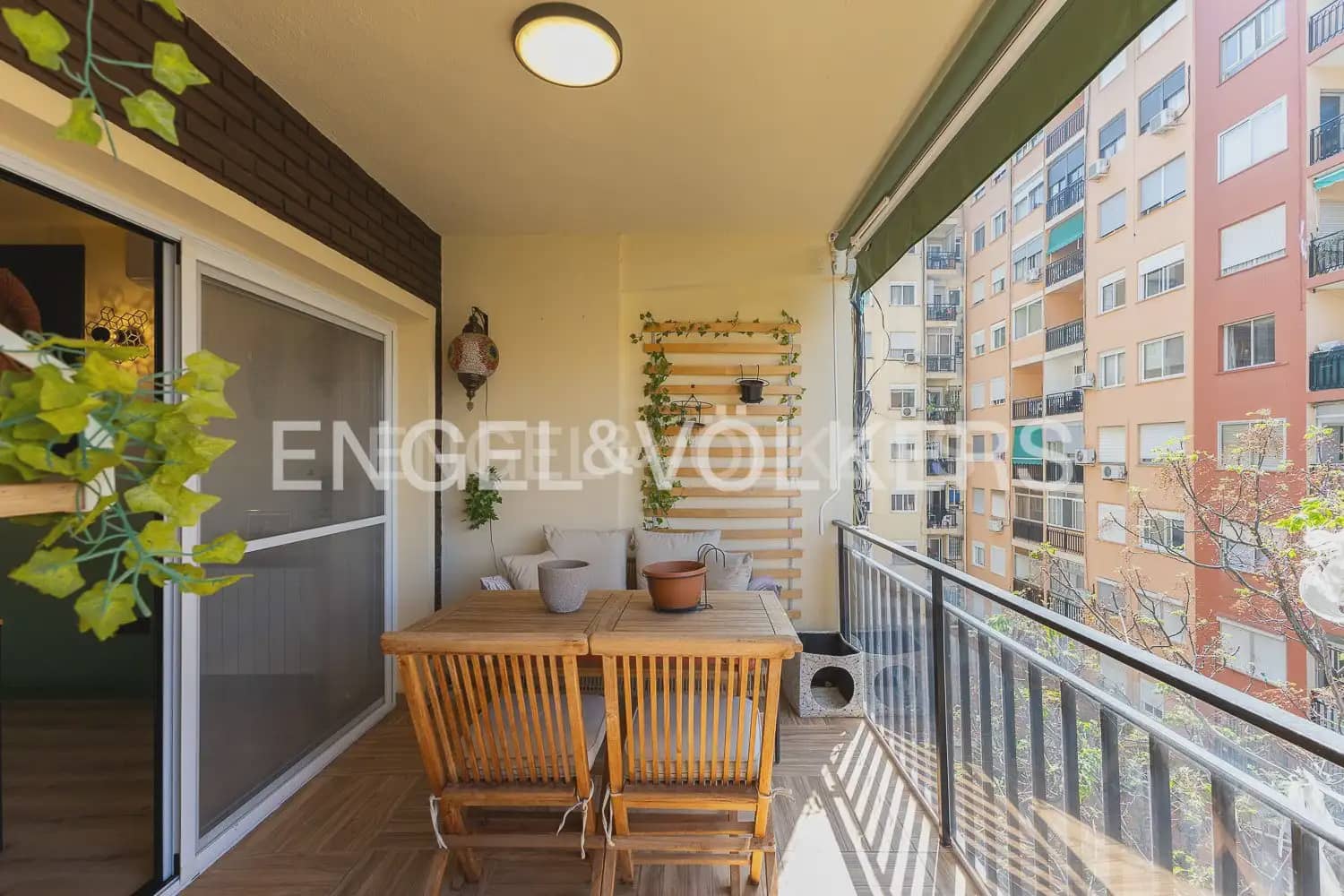 1 bedroom Flat for sale in Valencia city - € 355,000 (Ref: 10077202)