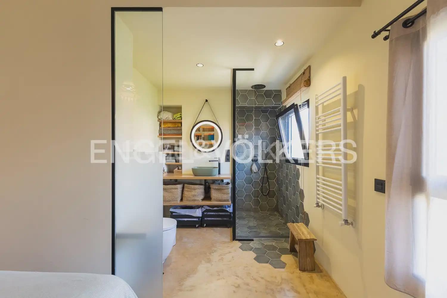 1 bedroom Flat for sale in Valencia city - € 355,000 (Ref: 10077202)