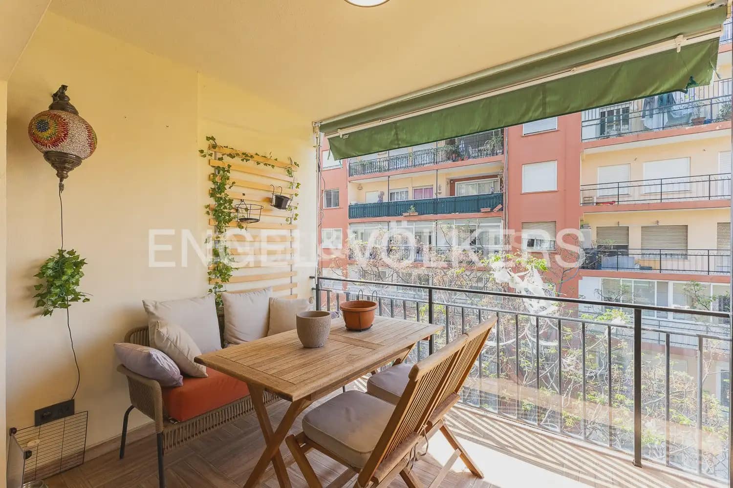 1 bedroom Flat for sale in Valencia city - € 355,000 (Ref: 10077202)