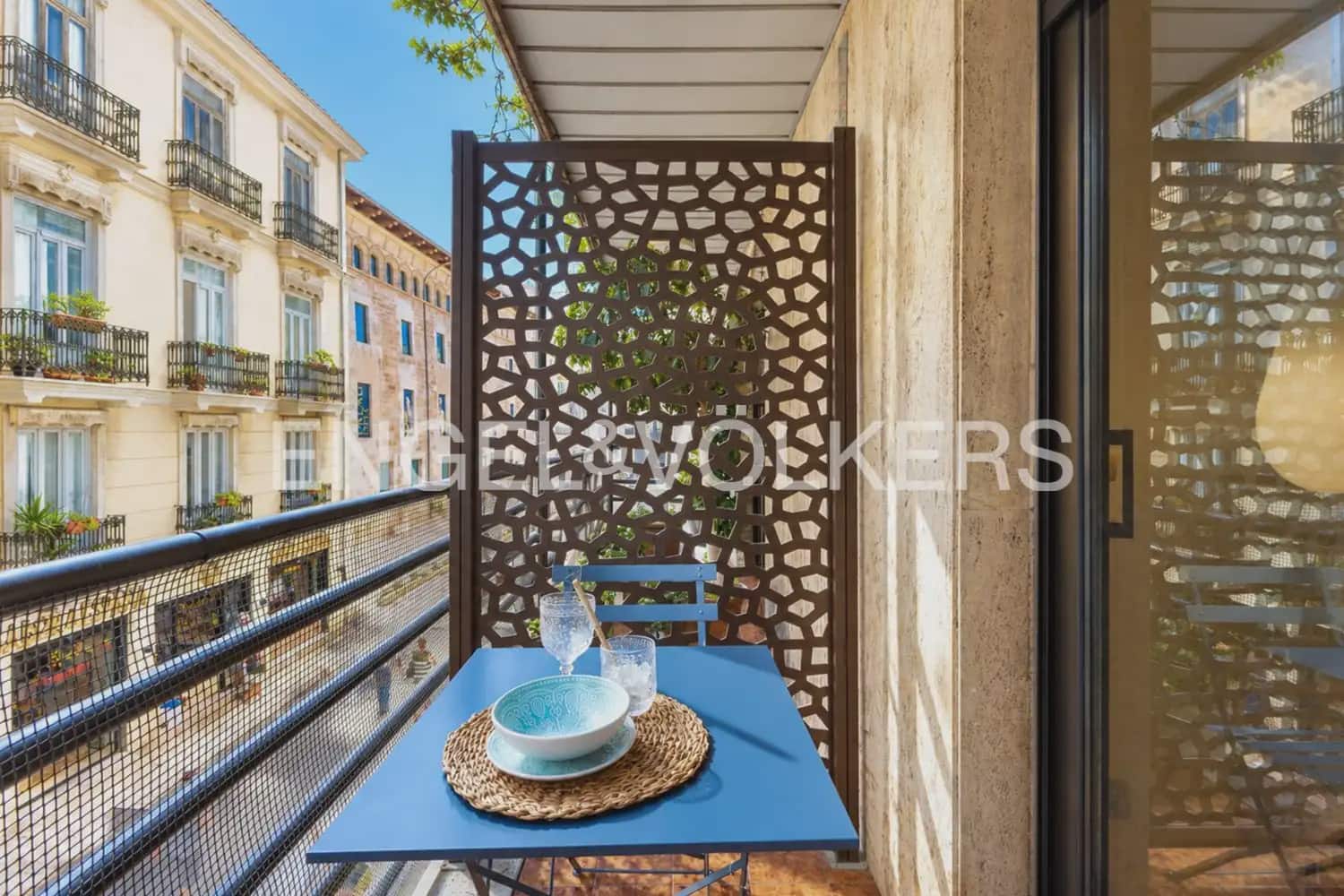 2 bedroom Flat for rent in Valencia city - € 1,650 (Ref: 10077203)