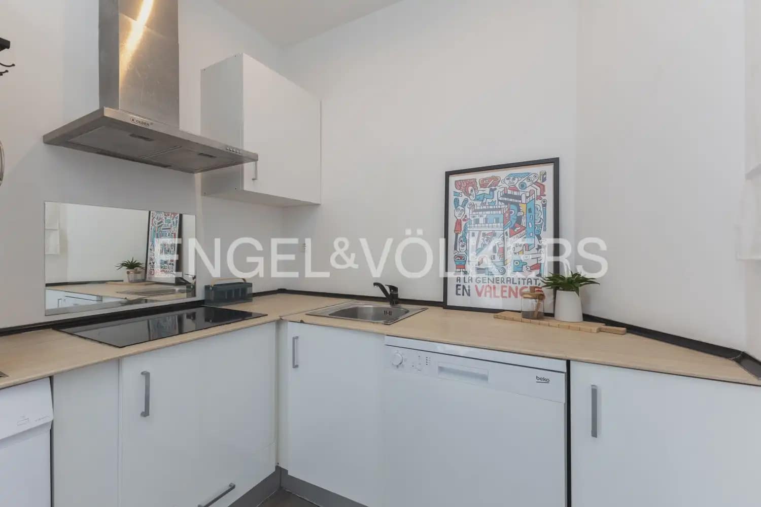 Piso de 3 habitaciones en València ciudad en venta - 450.000 € (Ref: 10077205)