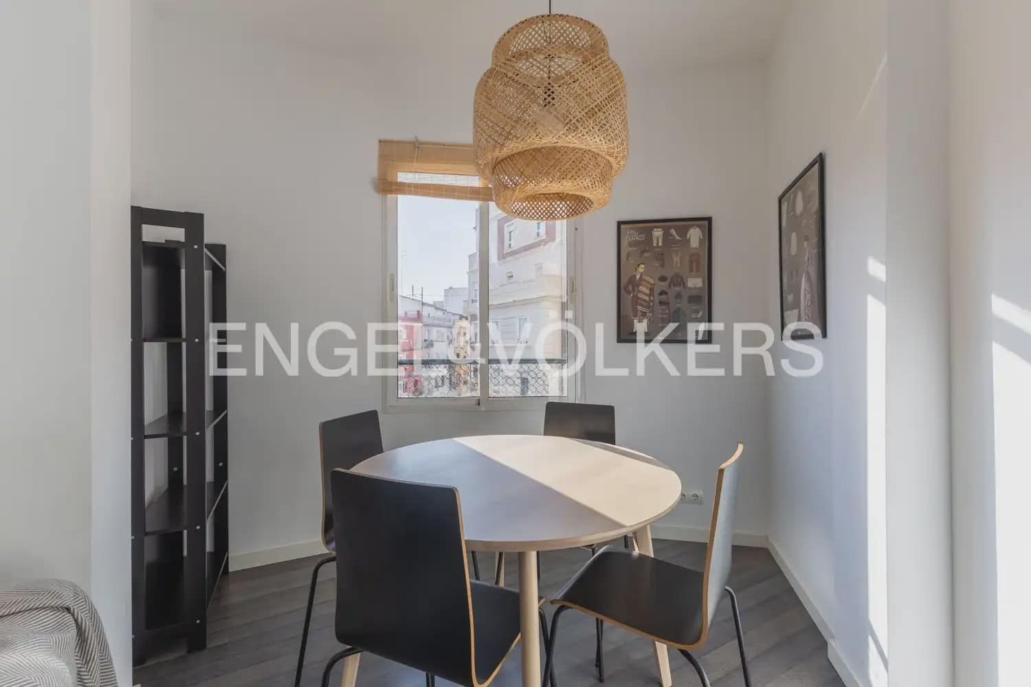 Piso de 3 habitaciones en València ciudad en venta - 450.000 € (Ref: 10077205)