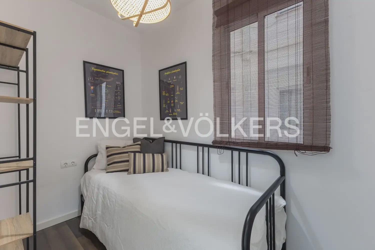 Piso de 3 habitaciones en València ciudad en venta - 450.000 € (Ref: 10077205)