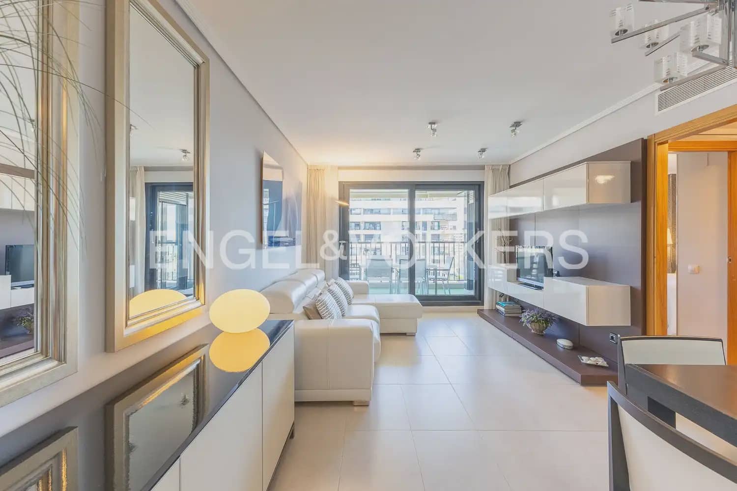 2 soverom Leilighet til leie i Alboraya / Alboraia med svømmebasseng garasje - € 1 900 (Ref: 10077281)