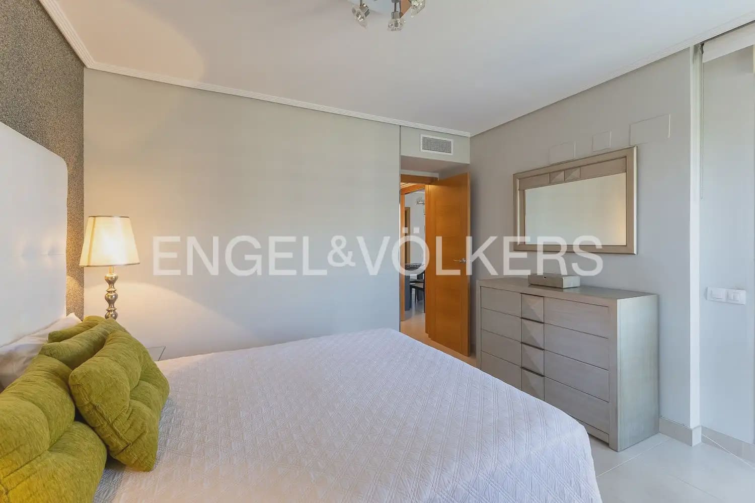 2 soverom Leilighet til leie i Alboraya / Alboraia med svømmebasseng garasje - € 1 900 (Ref: 10077281)