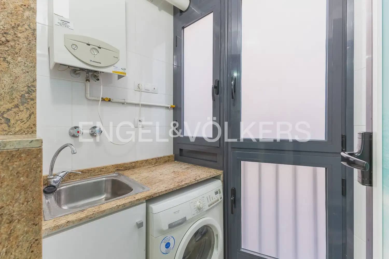 2 soverom Leilighet til leie i Alboraya / Alboraia med svømmebasseng garasje - € 1 900 (Ref: 10077281)