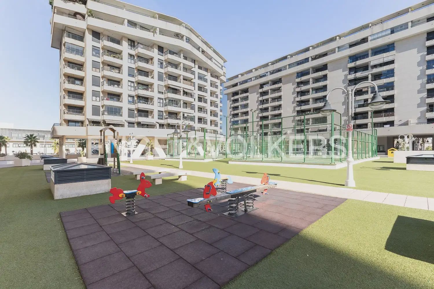 2 soverom Leilighet til leie i Alboraya / Alboraia med svømmebasseng garasje - € 1 900 (Ref: 10077281)