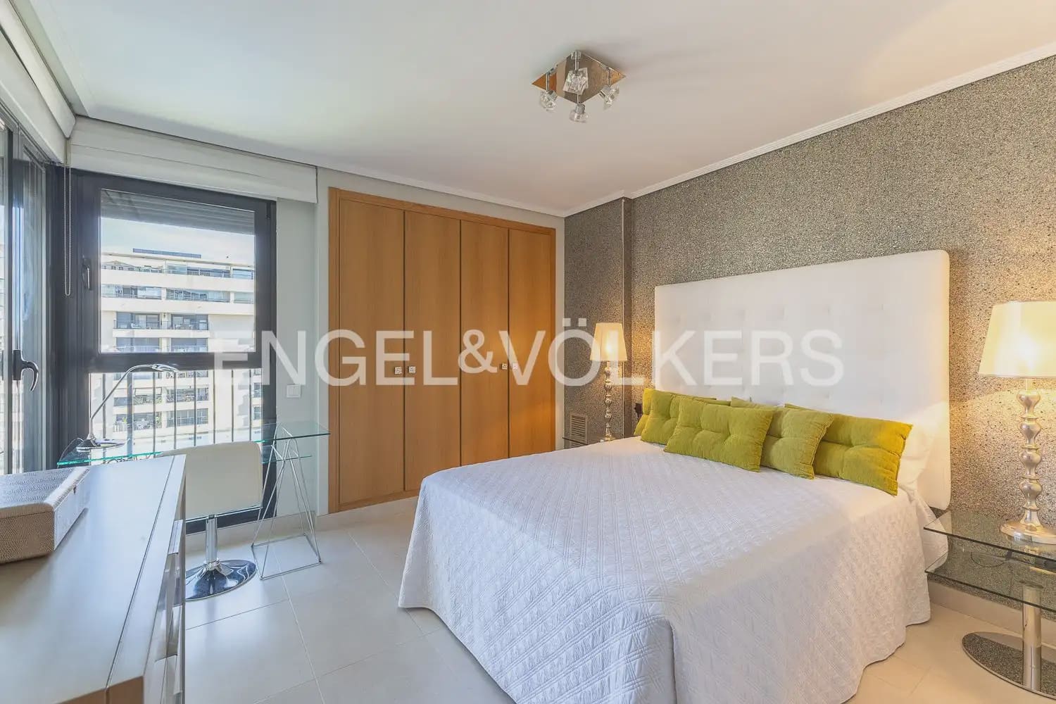 2 soverom Leilighet til leie i Alboraya / Alboraia med svømmebasseng garasje - € 1 900 (Ref: 10077281)