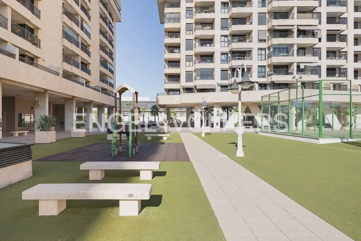 2 soverom Leilighet til leie i Alboraya / Alboraia med svømmebasseng garasje - € 1 900 (Ref: 10077281)