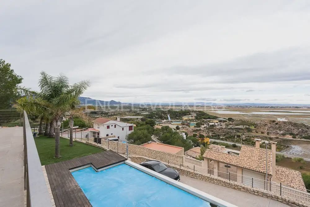 3 quarto Moradia para arrendar em Cullera com piscina garagem - 3 300 € (Ref: 10077282)