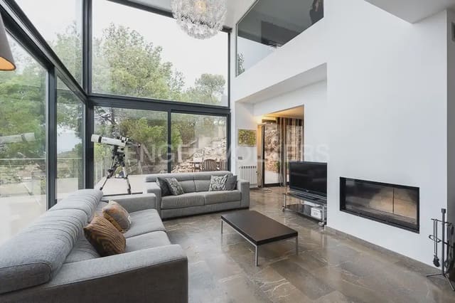 3 makuuhuone Huvila vuokrattavana paikassa Bonavista - Lago de San Lorenzo, Cullera mukana uima-altaan 
autotalli - 3 300 € (Ref: 10077282)