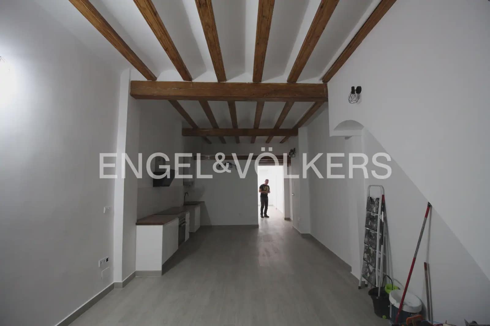 1 sypialnia Studio do wynajęcia w Miasto Walencja - 1 400 € (Ref: 10077283)