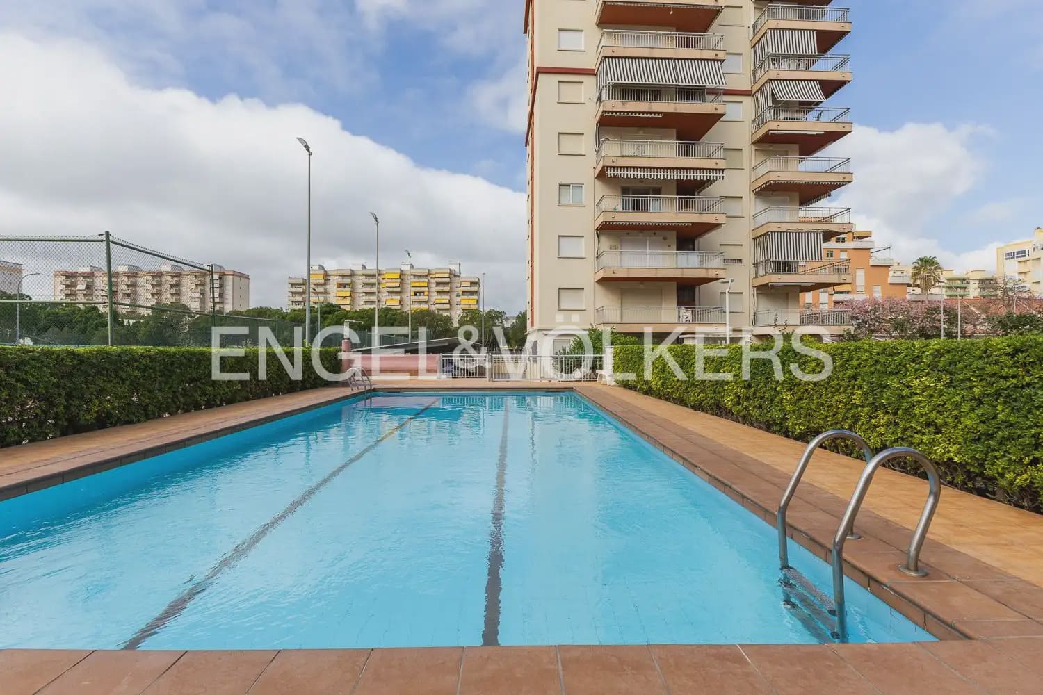 1 bedroom Flat for sale in Gandia with pool garage - € 220,000 (Ref: 10078820)