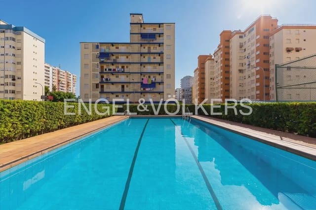 1 bedroom Flat for sale in Gandia with pool garage - € 220,000 (Ref: 10078820)