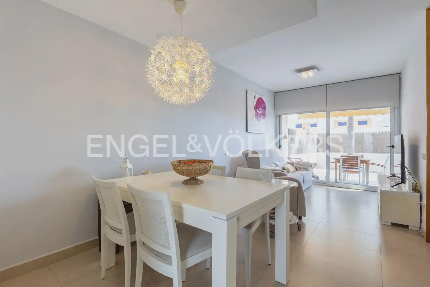 Adosado de 3 habitaciones en Daimús en venta con garaje - 350.000 € (Ref: 10078822)