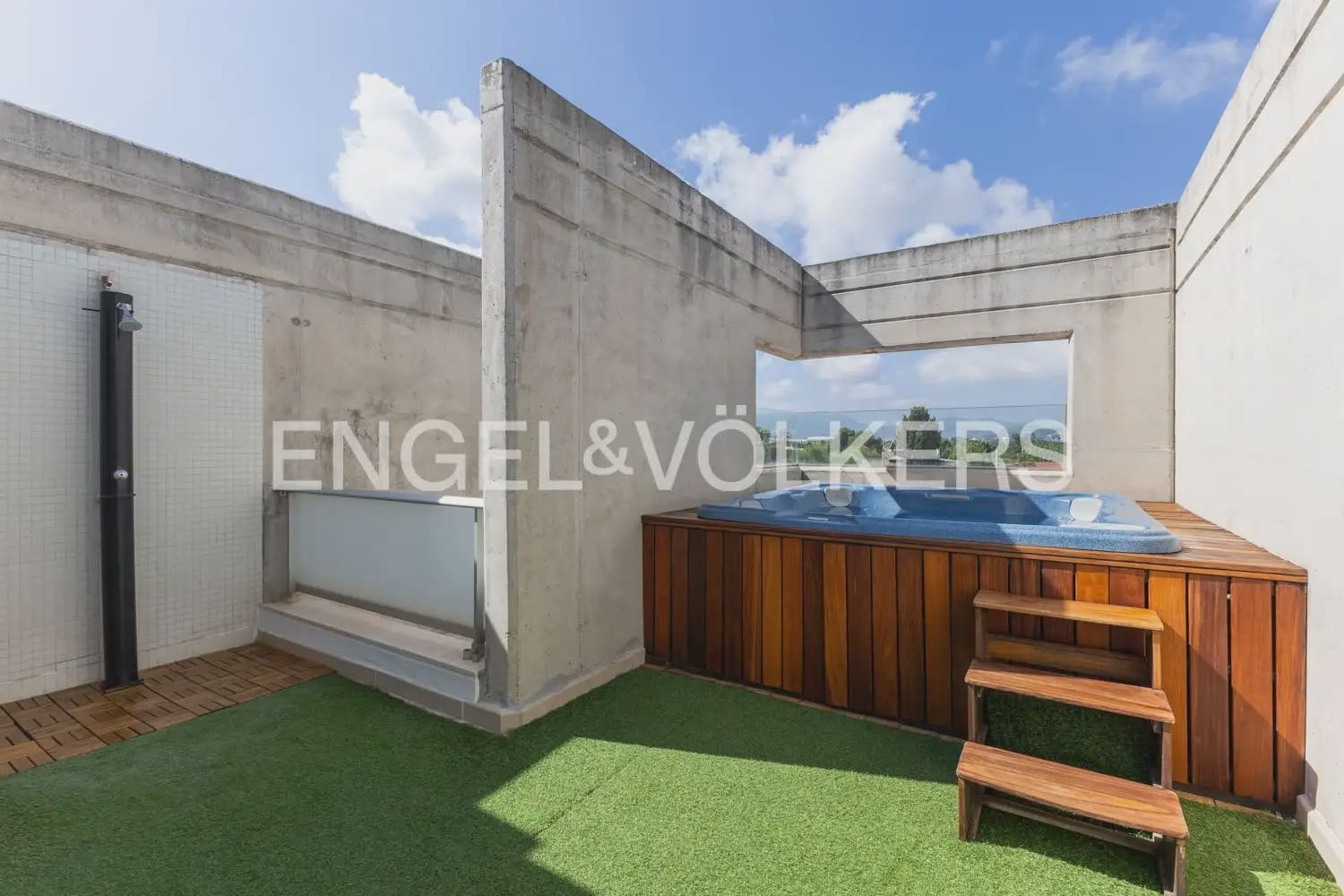 Adosado de 3 habitaciones en Daimús en venta con garaje - 350.000 € (Ref: 10078822)