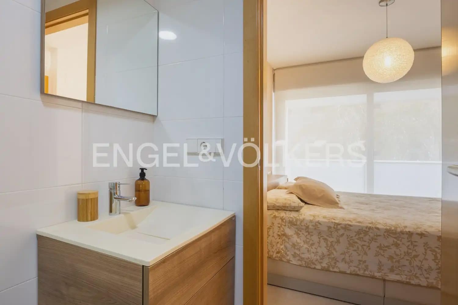 Adosado de 3 habitaciones en Daimús en venta con garaje - 350.000 € (Ref: 10078822)
