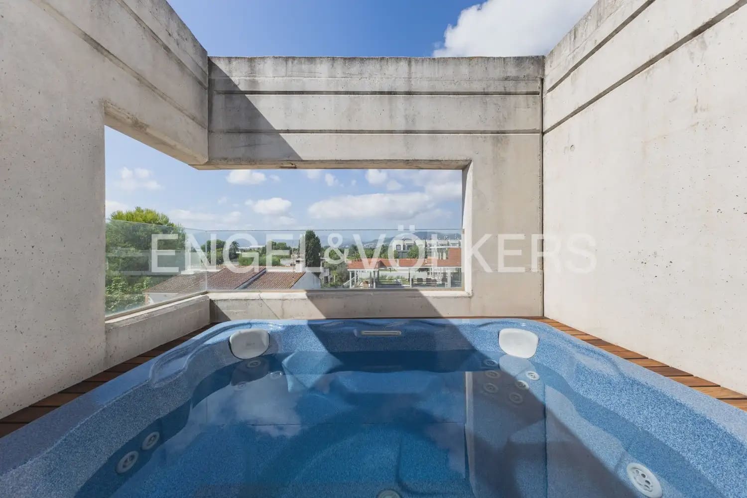 Adosado de 3 habitaciones en Daimús en venta con garaje - 350.000 € (Ref: 10078822)