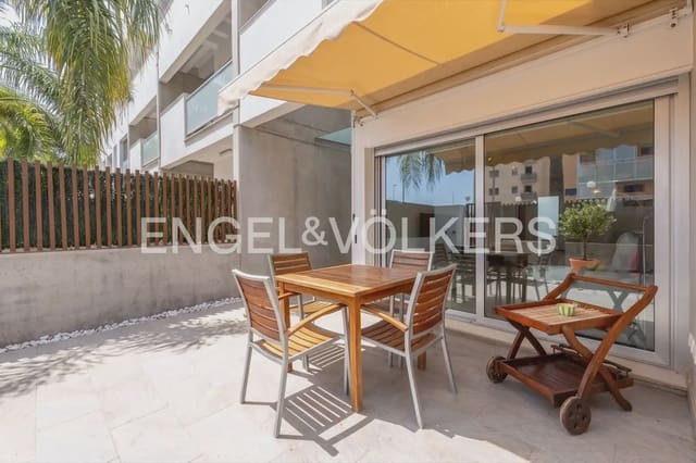 Adosado de 3 habitaciones en Daimús en venta con garaje - 350.000 € (Ref: 10078822)