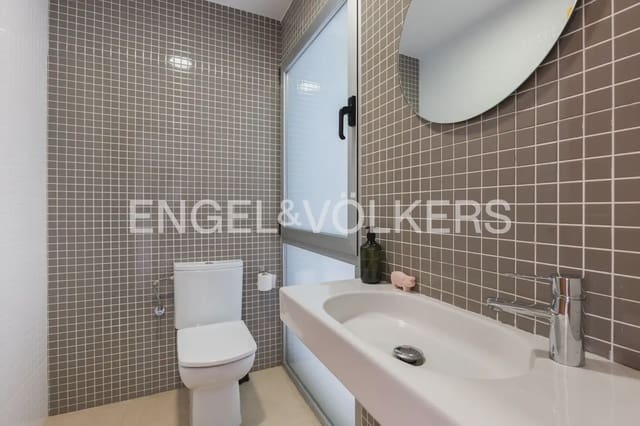 Adosado de 3 habitaciones en Daimús en venta con garaje - 350.000 € (Ref: 10078822)