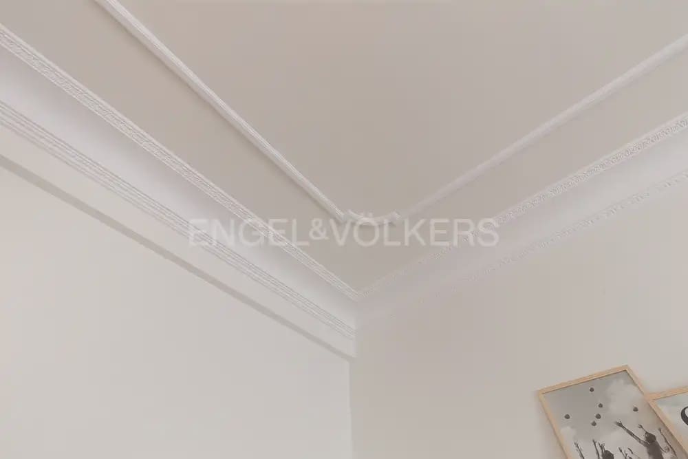 Appartement de 3 chambres à louer à Valence ville avec garage - 3 500 € (Ref: 10079123)