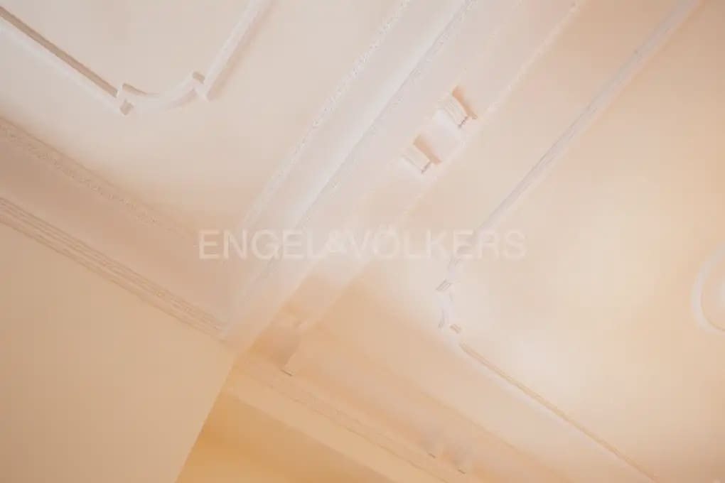 Appartement de 3 chambres à louer à Valence ville avec garage - 3 500 € (Ref: 10079123)