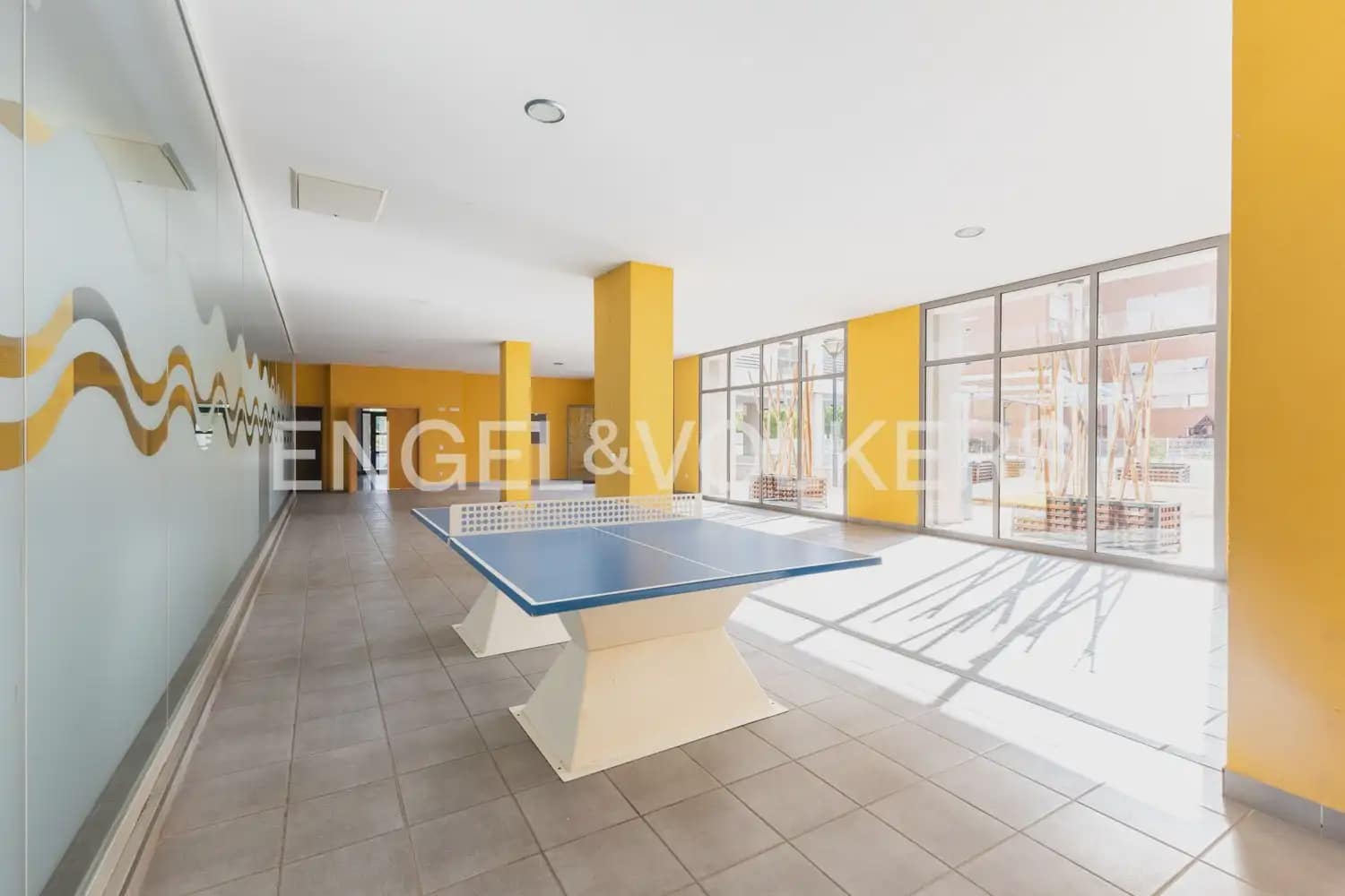 2 Zimmer Wohnung zu verkaufen in Castello de la Plana mit Pool Garage - 250.000 € (Ref: 10079124)