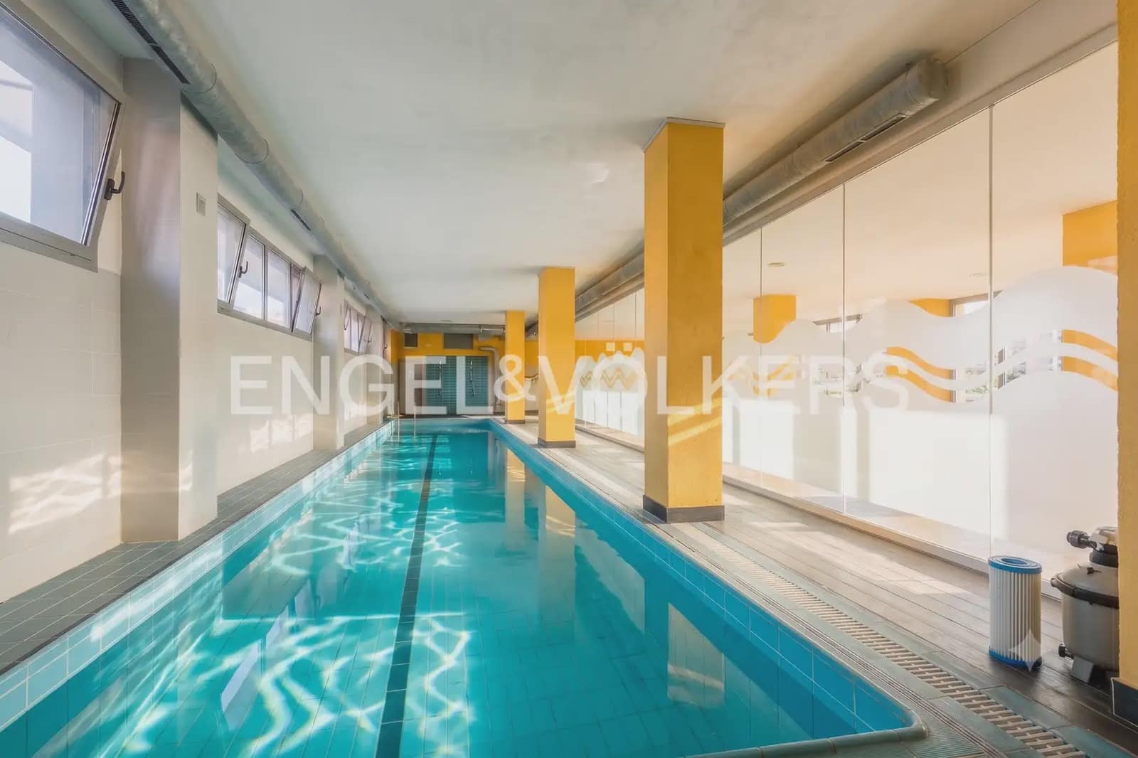 2 Zimmer Wohnung zu verkaufen in Castello de la Plana mit Pool Garage - 250.000 € (Ref: 10079124)