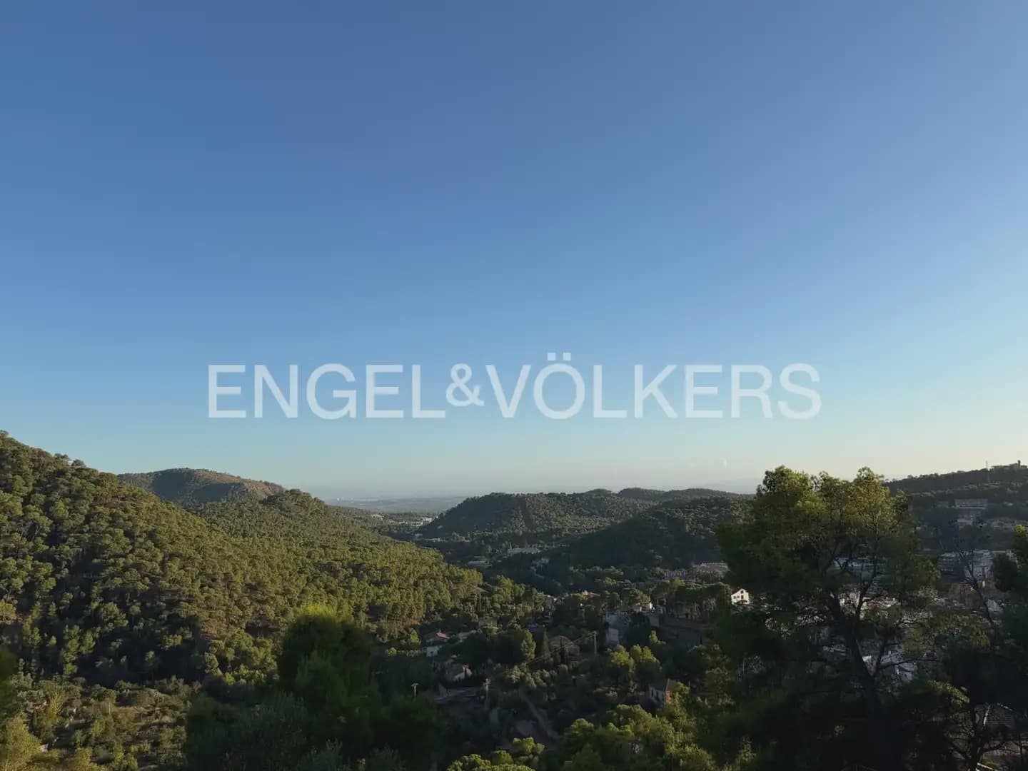 Terre non Aménagée à vendre à Serra - 195 000 € (Ref: 10079880)