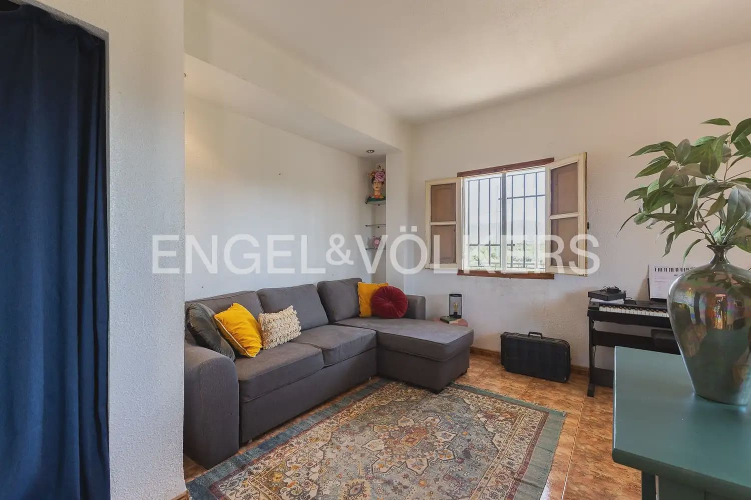 4 bedroom Finca/Country House for sale in Carcaixent with garage - € 275,000 (Ref: 10080174)