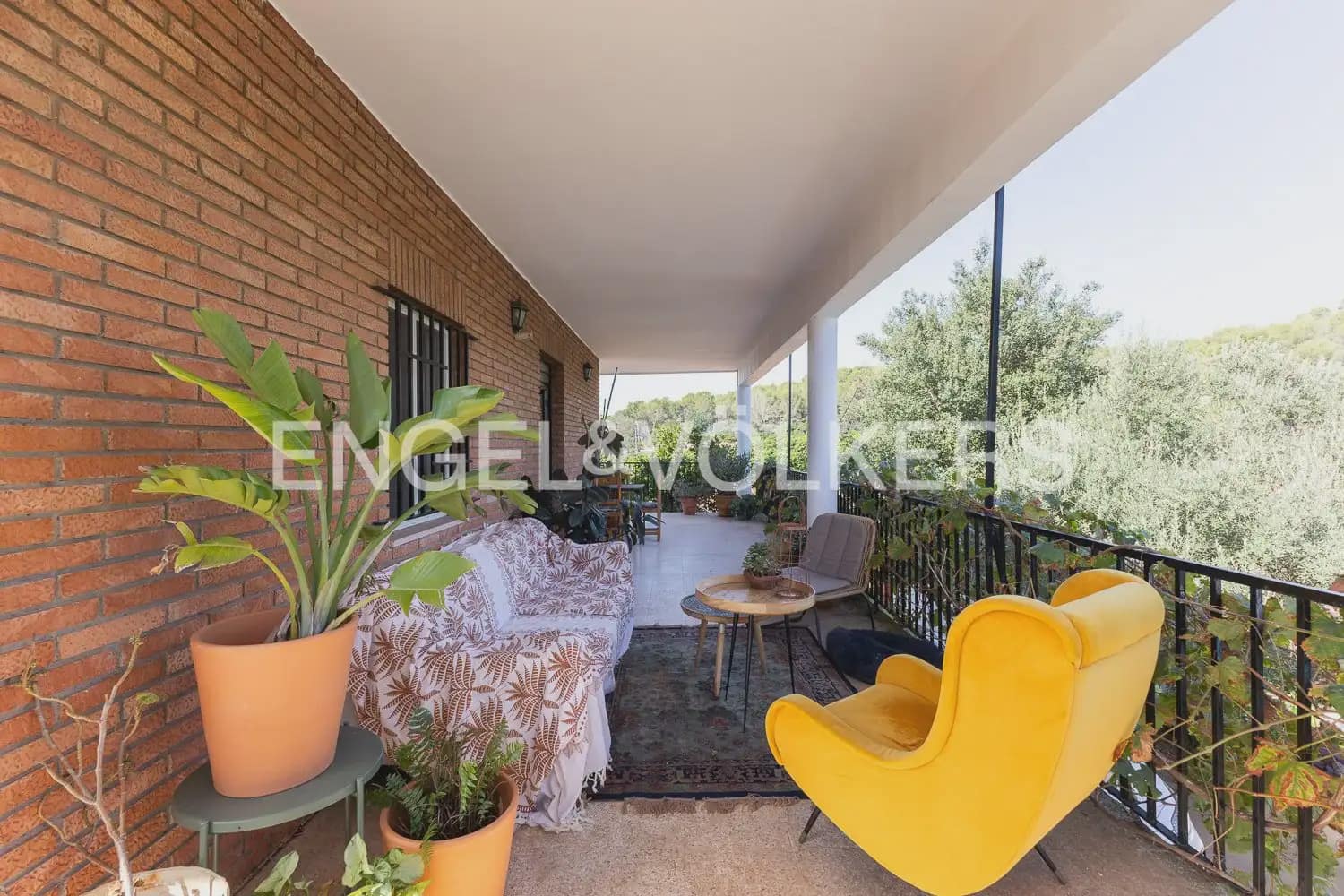 4 bedroom Finca/Country House for sale in Carcaixent with garage - € 275,000 (Ref: 10080174)