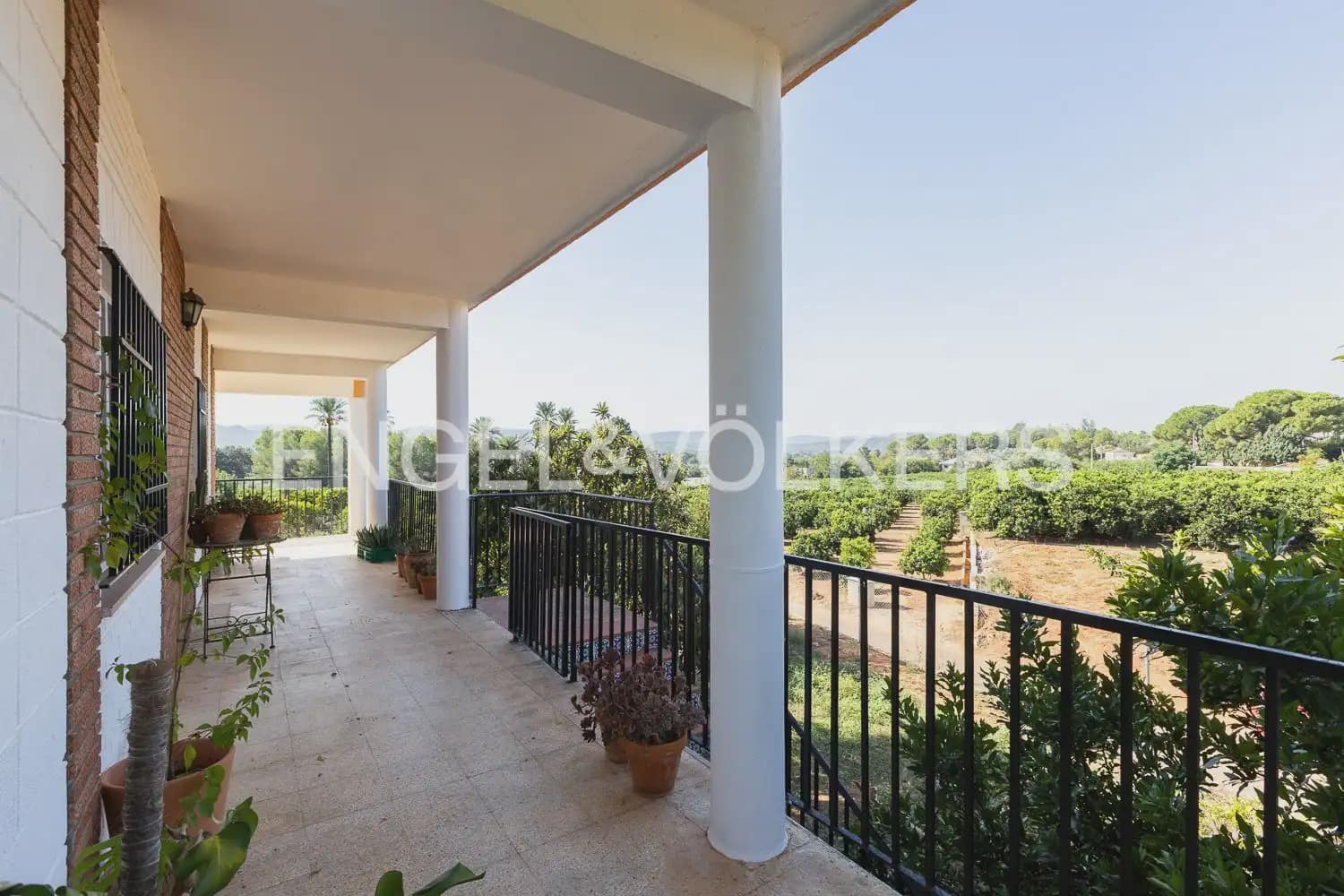 4 bedroom Finca/Country House for sale in Carcaixent with garage - € 275,000 (Ref: 10080174)