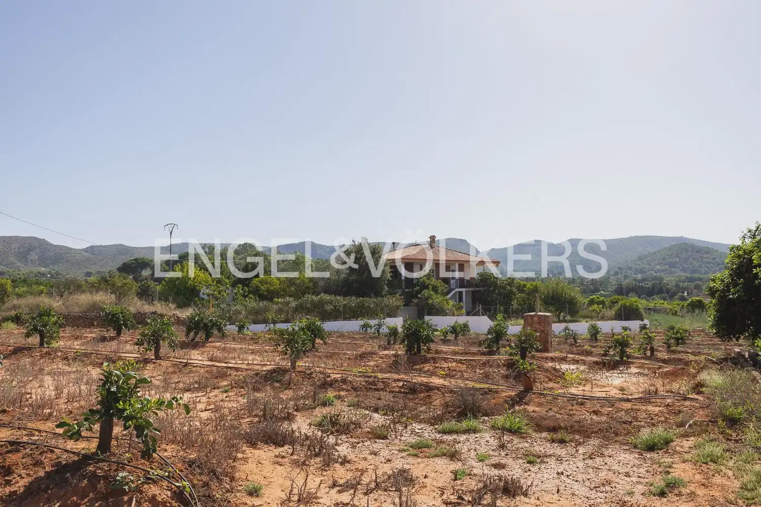 4 bedroom Finca/Country House for sale in Carcaixent with garage - € 275,000 (Ref: 10080174)