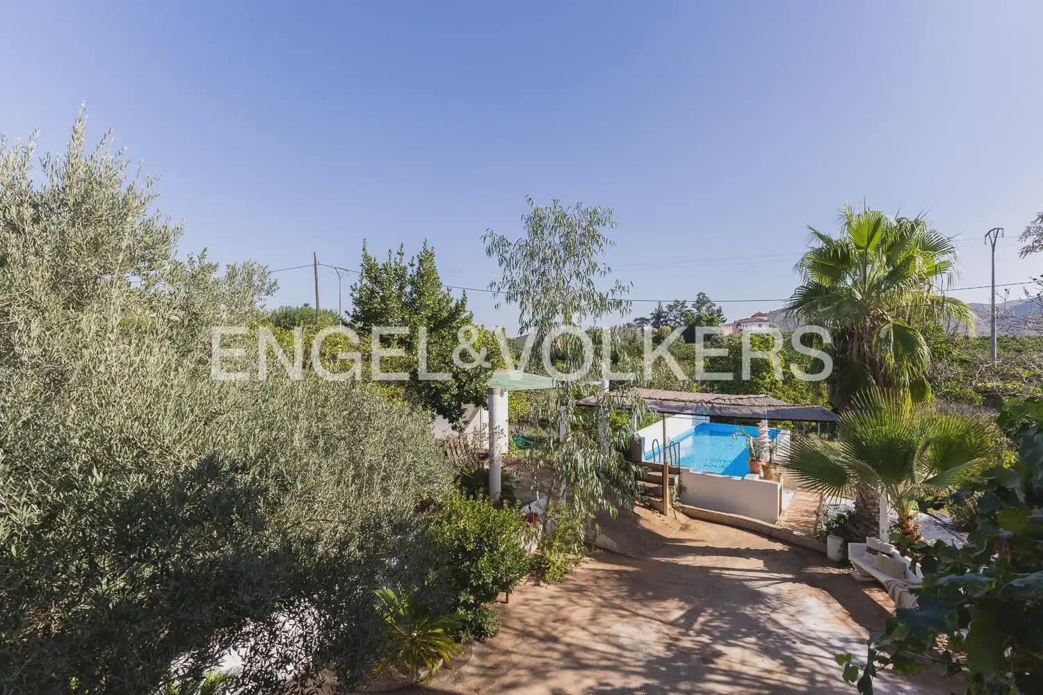 4 bedroom Finca/Country House for sale in Carcaixent with garage - € 275,000 (Ref: 10080174)