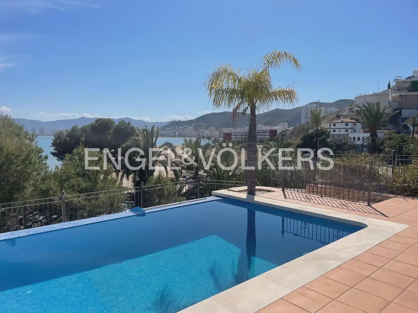 Chalet de 5 habitaciones en Cullera en alquiler con piscina garaje - 5.000 € (Ref: 10080175)