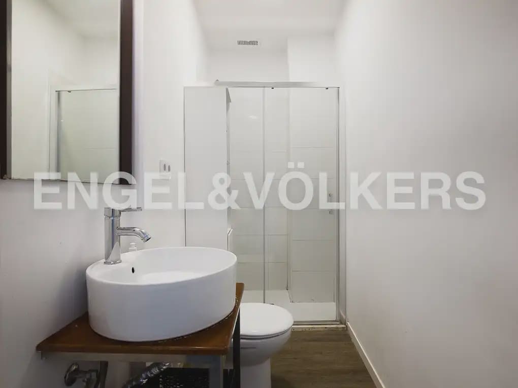 Piso de 2 habitaciones en València ciudad en alquiler - 2.200 € (Ref: 10082155)