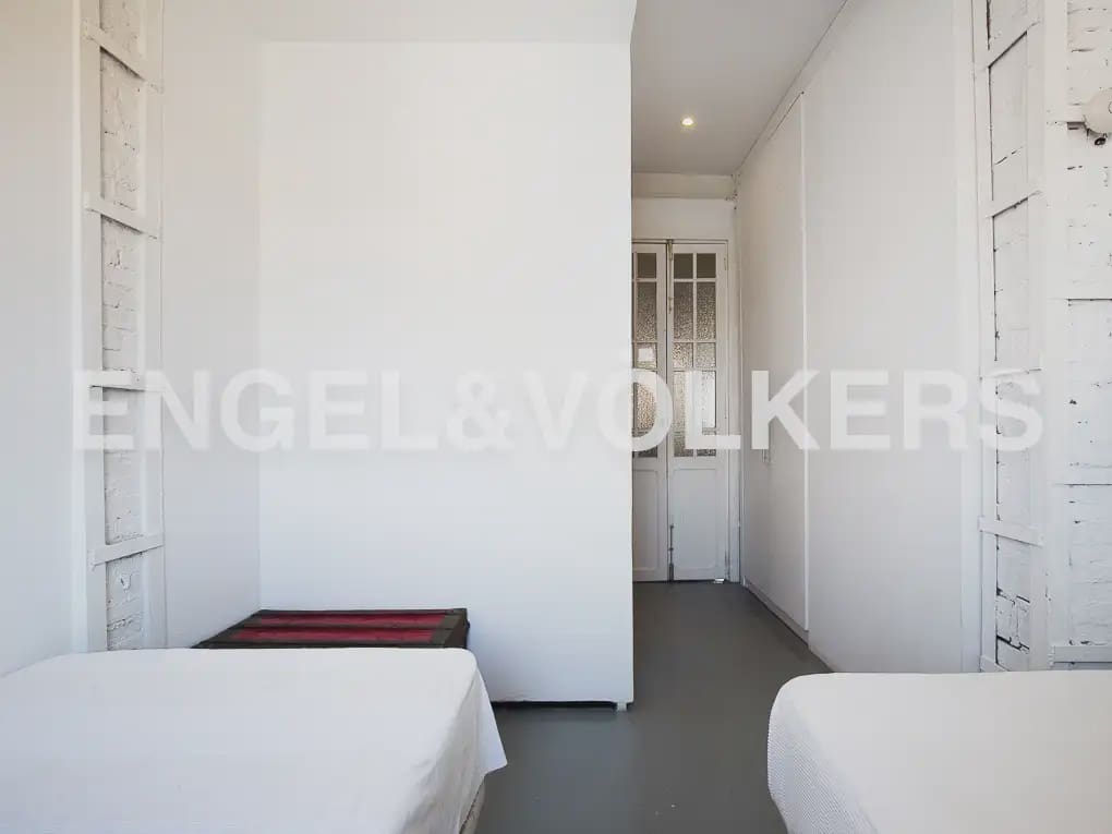 Piso de 2 habitaciones en València ciudad en alquiler - 2.200 € (Ref: 10082155)