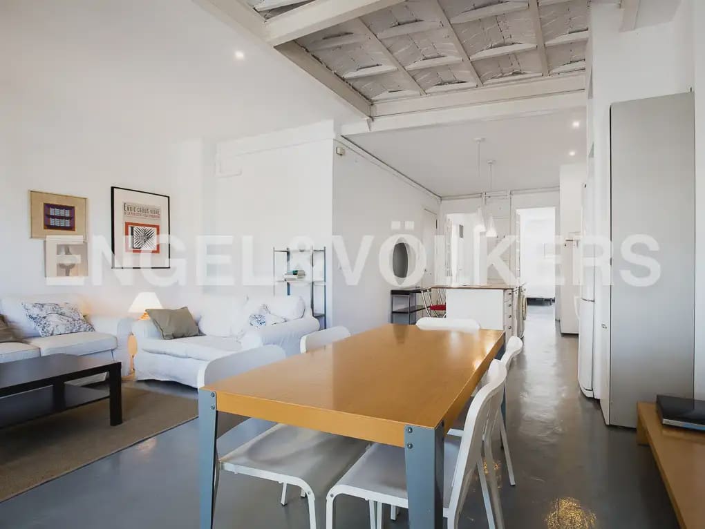 Piso de 2 habitaciones en València ciudad en alquiler - 2.200 € (Ref: 10082155)