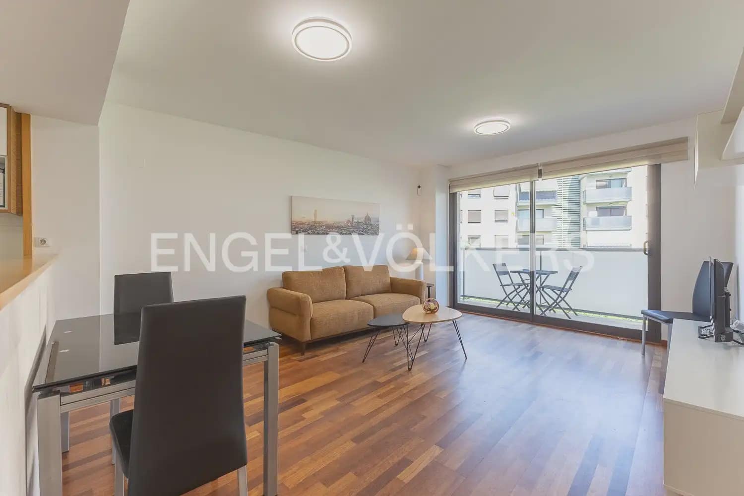 Piso de 2 habitaciones en València ciudad en alquiler con piscina garaje - 1.800 € (Ref: 10082156)