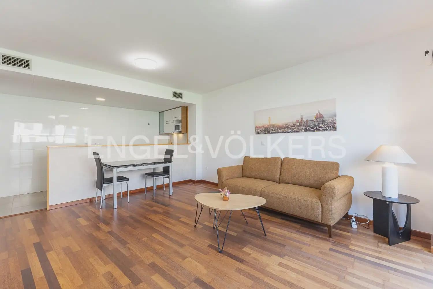 Piso de 2 habitaciones en València ciudad en alquiler con piscina garaje - 1.800 € (Ref: 10082156)