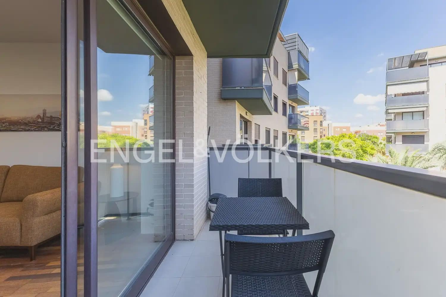 Piso de 2 habitaciones en València ciudad en alquiler con piscina garaje - 1.800 € (Ref: 10082156)