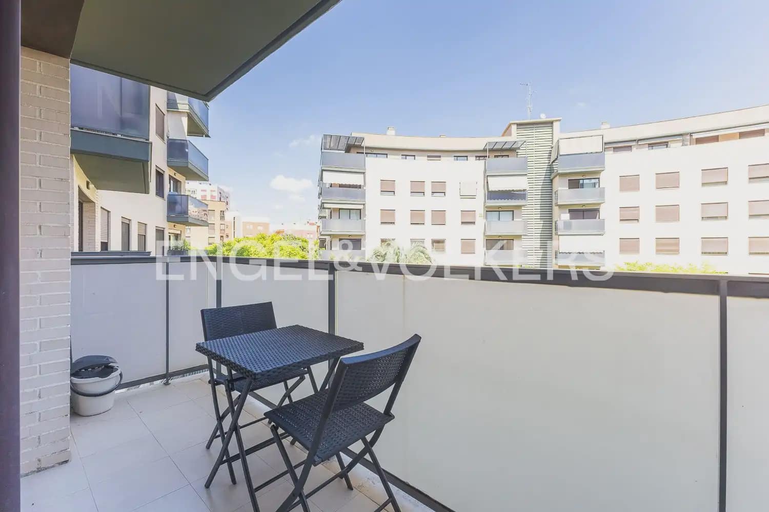 Piso de 2 habitaciones en València ciudad en alquiler con piscina garaje - 1.800 € (Ref: 10082156)
