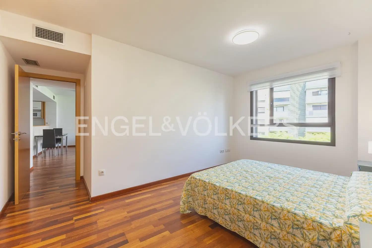 Piso de 2 habitaciones en València ciudad en alquiler con piscina garaje - 1.800 € (Ref: 10082156)