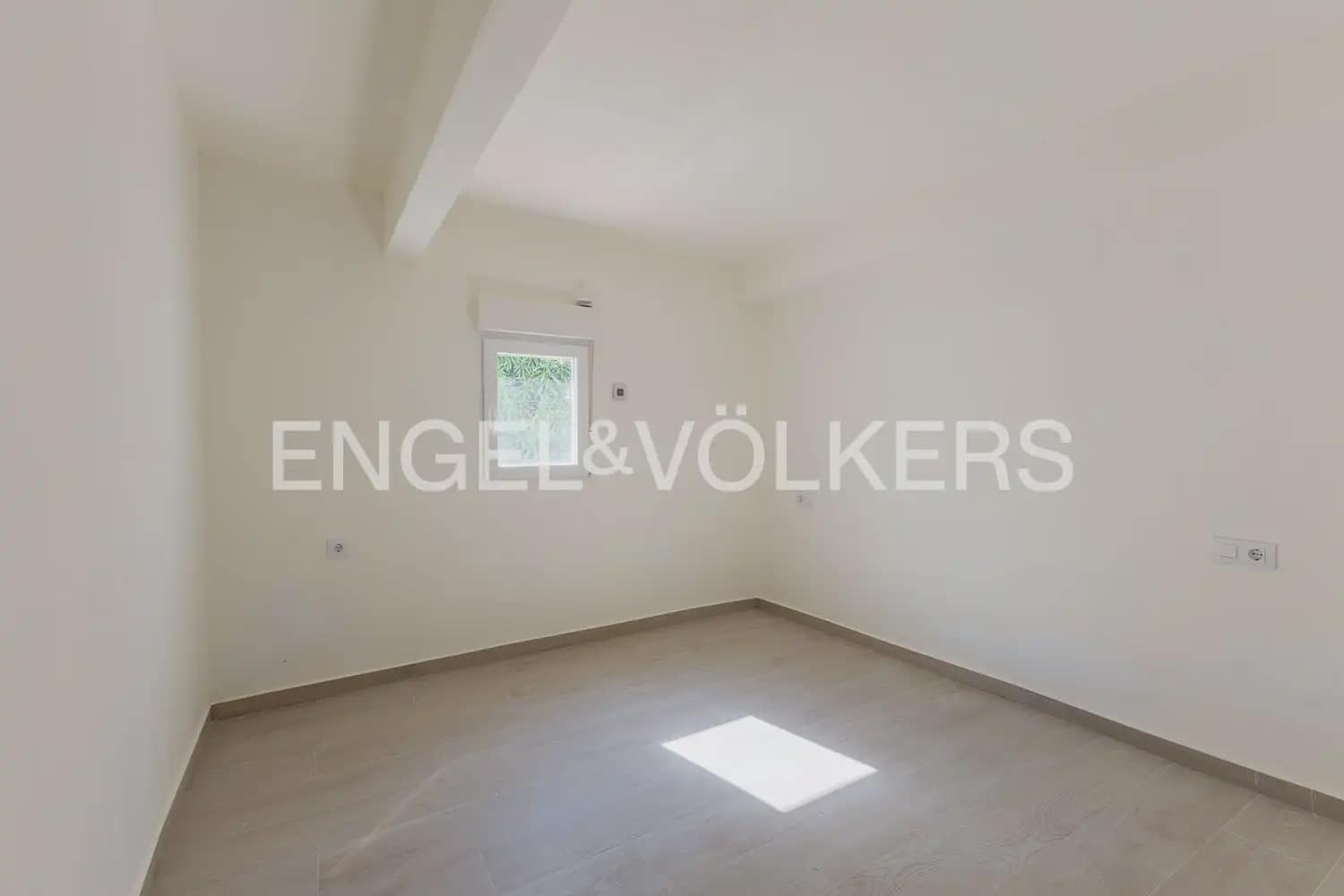 5 sypialnia Willa na sprzedaż w Denia z garażem - 590 000 € (Ref: 10084947)