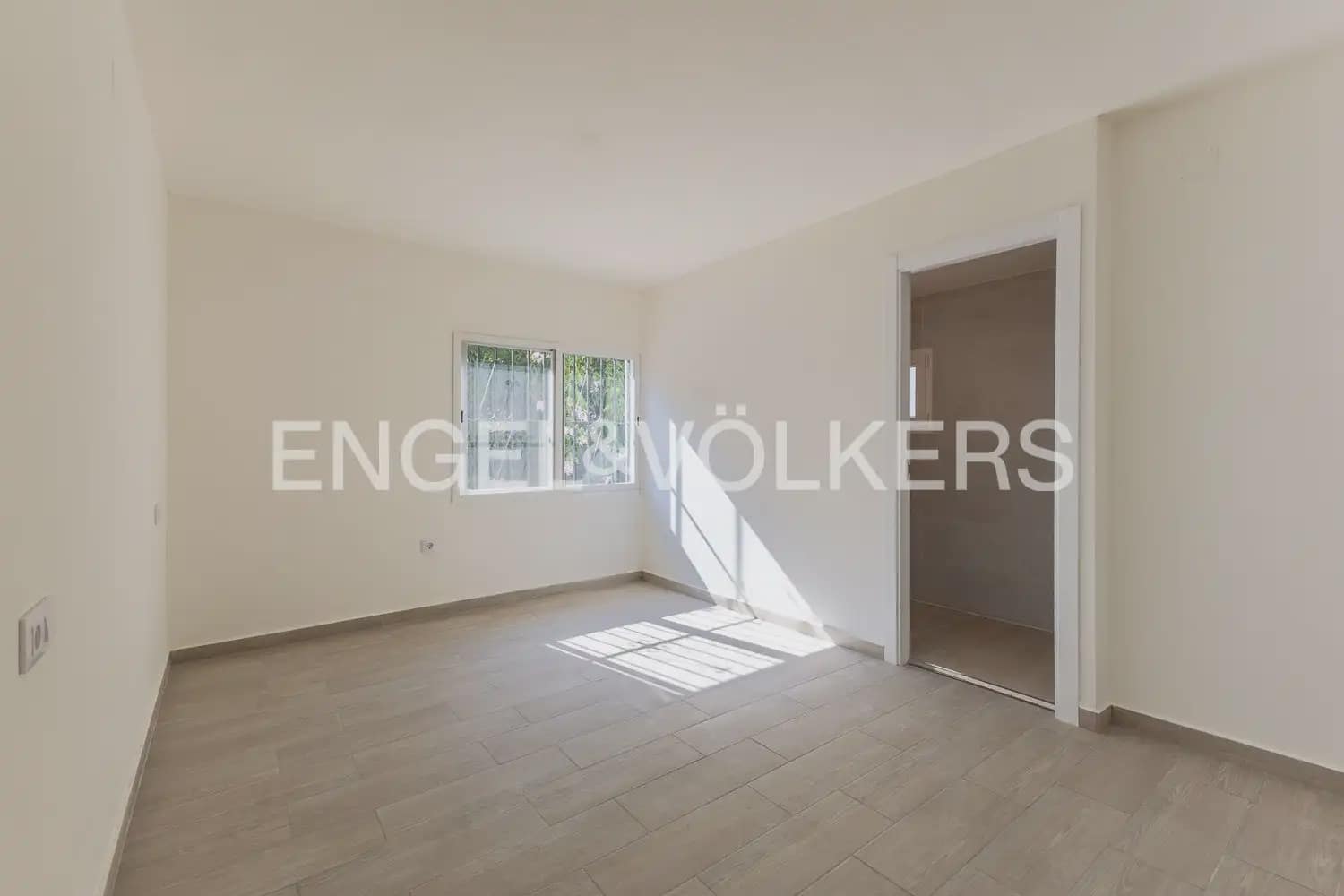 5 sypialnia Willa na sprzedaż w Denia z garażem - 590 000 € (Ref: 10084947)